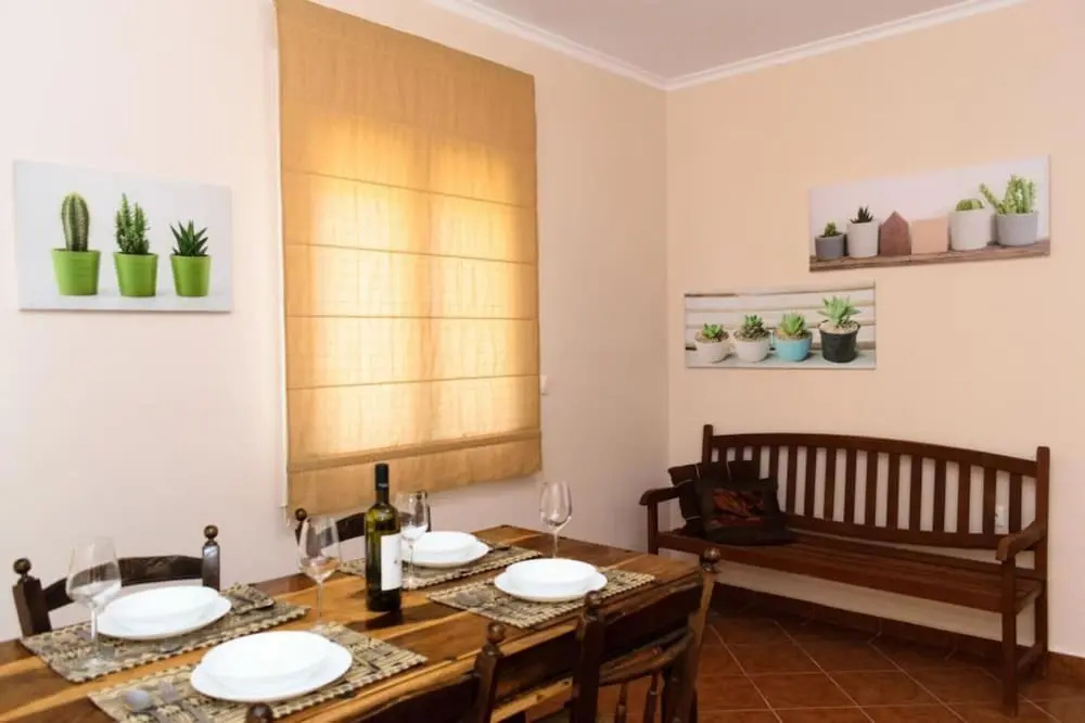 Stunning Comfortable Family House in Chania