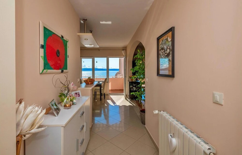 Nice Apartment in Igrane With 3 Bedrooms and Wifi