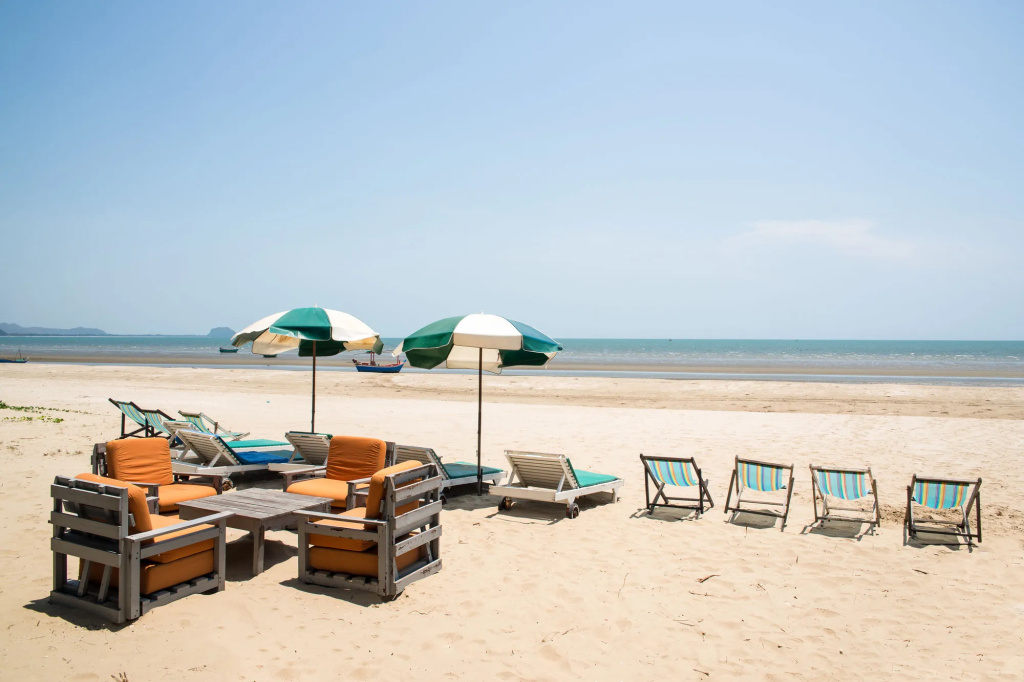Dolphin Bay Beach Resort