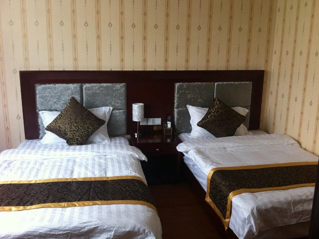 Chenxin Business Inn