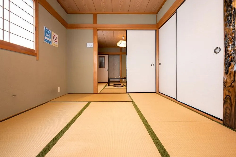YUYU House - Kohama Mei
