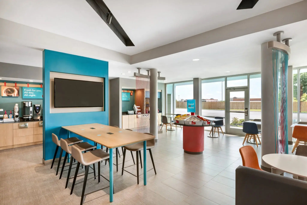 avid hotel Kalamazoo East by IHG