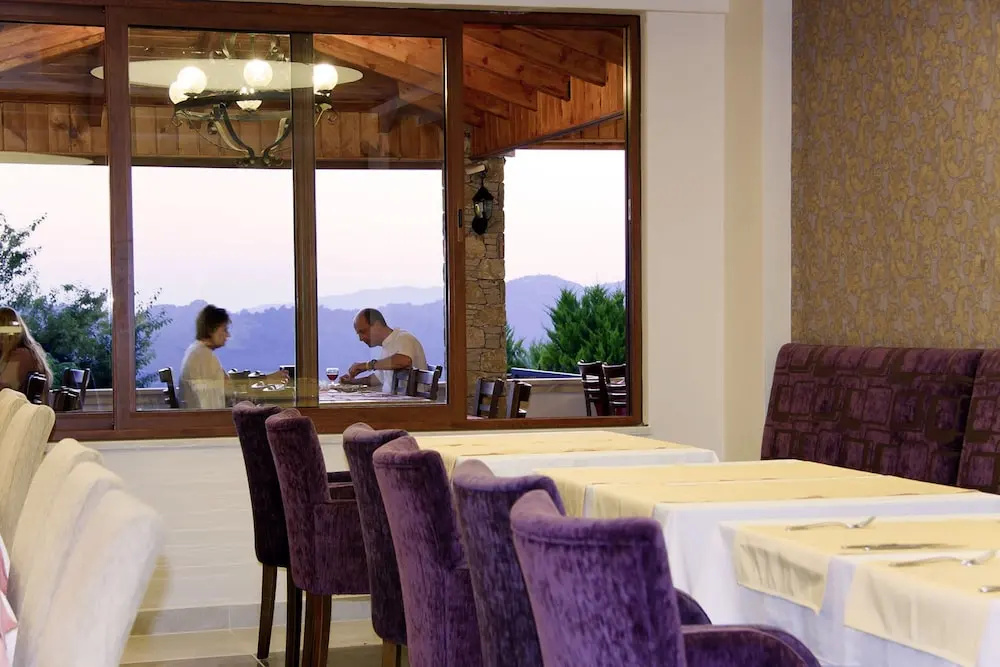 Perdika Hill Family Resort