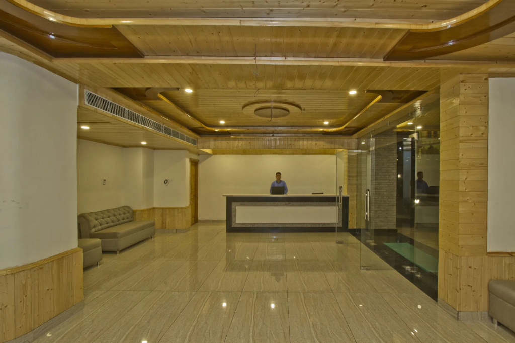 Sarthak Regency by M K Hospitality,Rangri, Manali,HP,Just 1 kms from Volvo parking