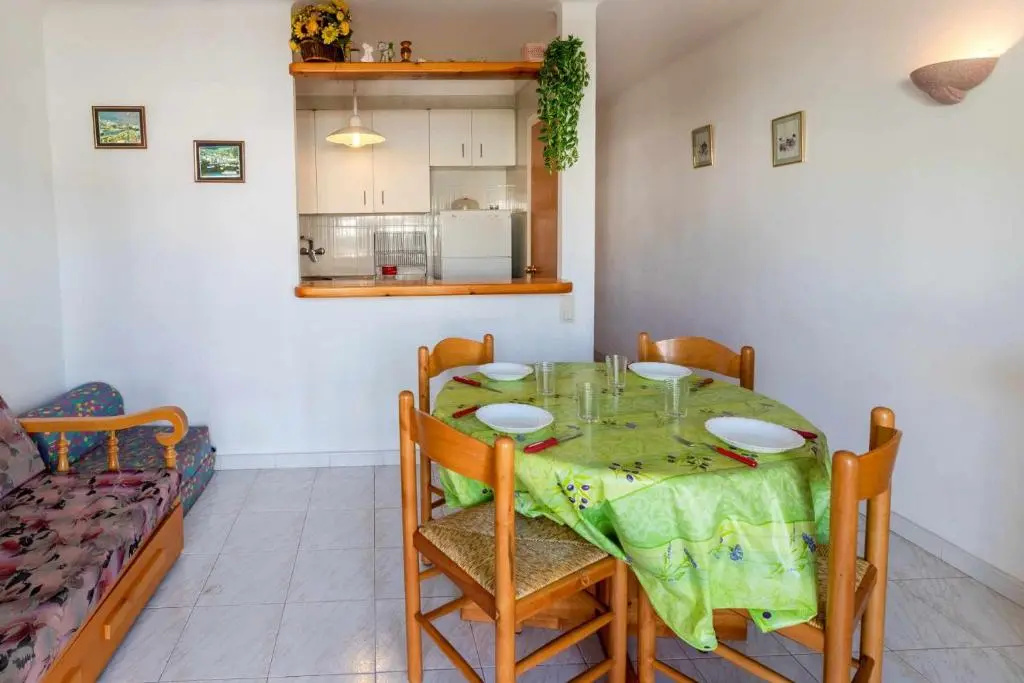 SANT CARLES 25 apartamento zona residencial con terraza