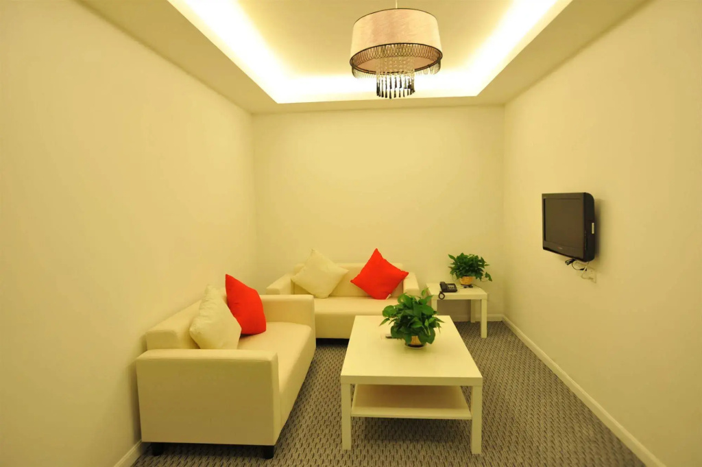 Spring Time Hotel