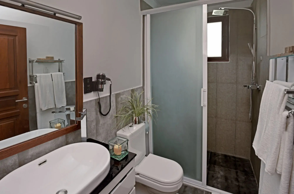 Fox Kandy by Fox Resorts - Luxury in the Mist
