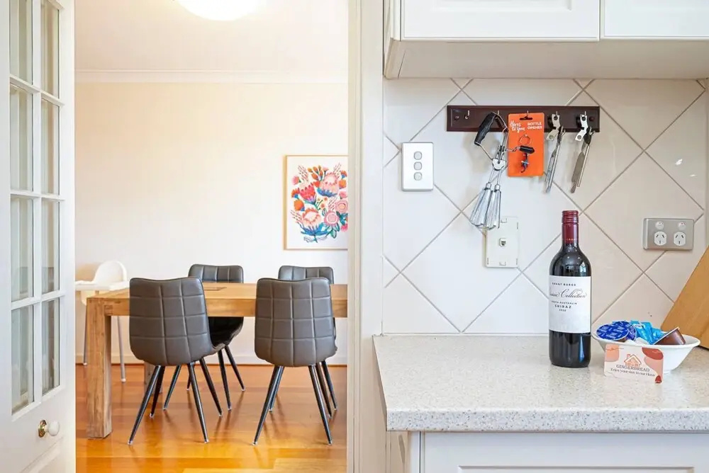 Cityscape Charm in Wattle Park