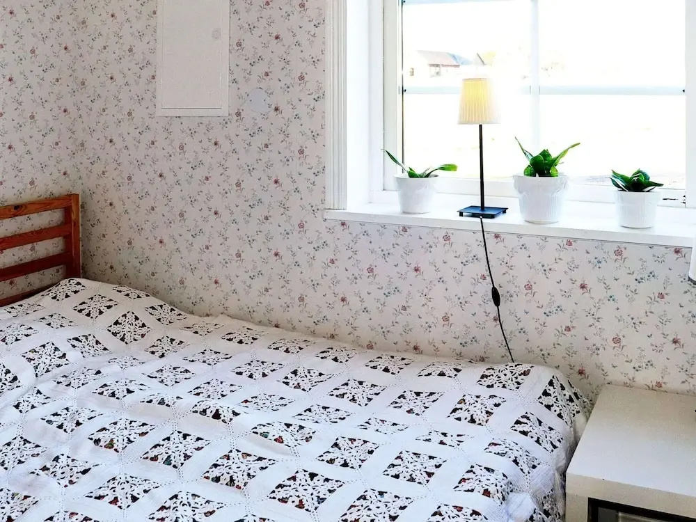 6 person holiday home in VITTSJÖ