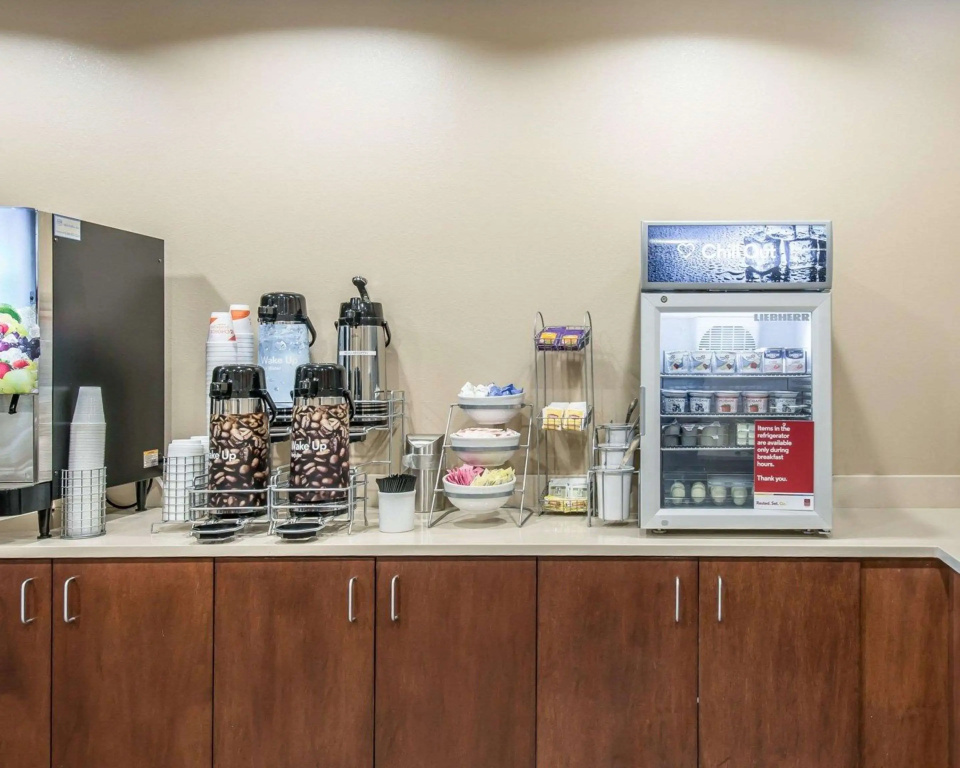 Comfort Suites Dunnellon near Rainbow Springs