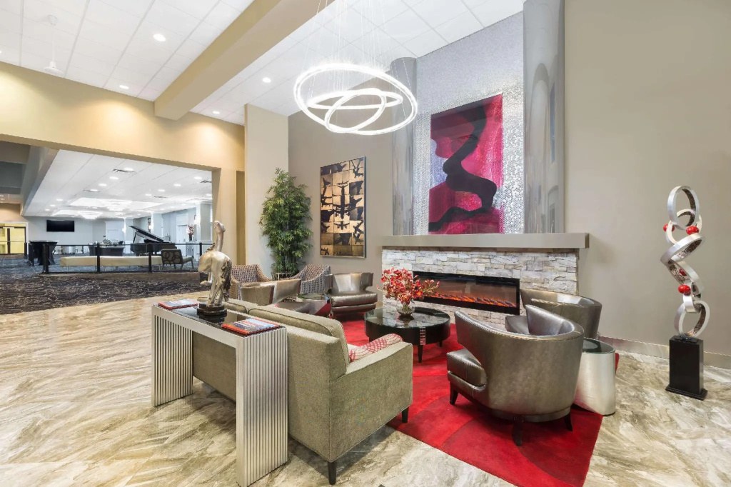 Clarion Inn Des Moines Airport