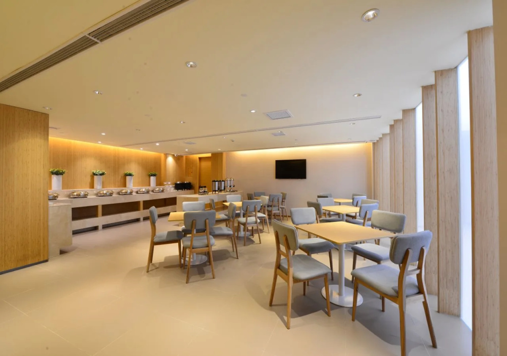 Ji Hotel Shanghai Jiading Qinghe Road