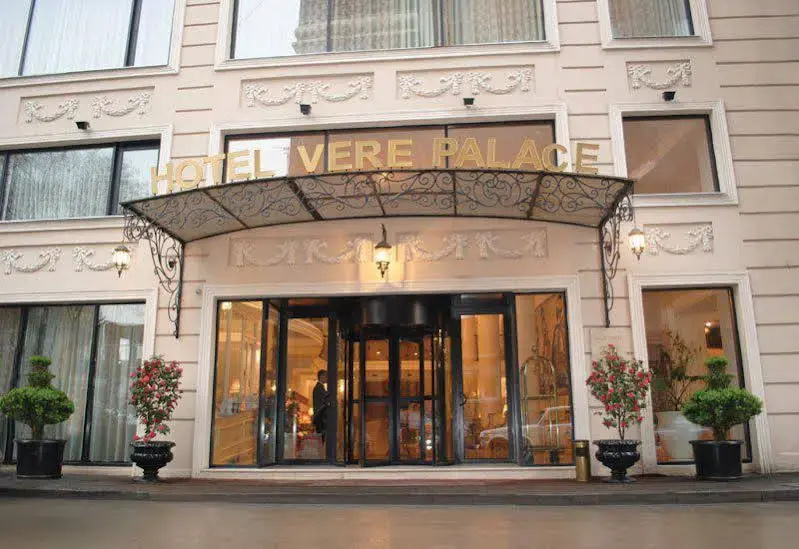 Отель Vere Palace
