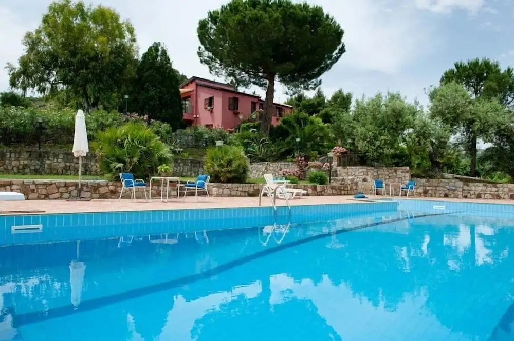 Villa Ivoni 2