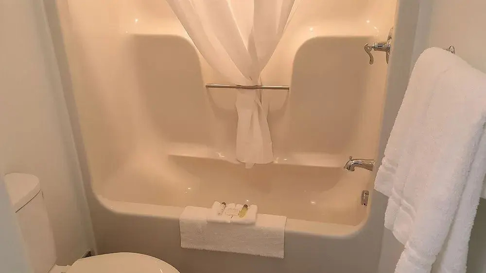 The Pines Country Inn