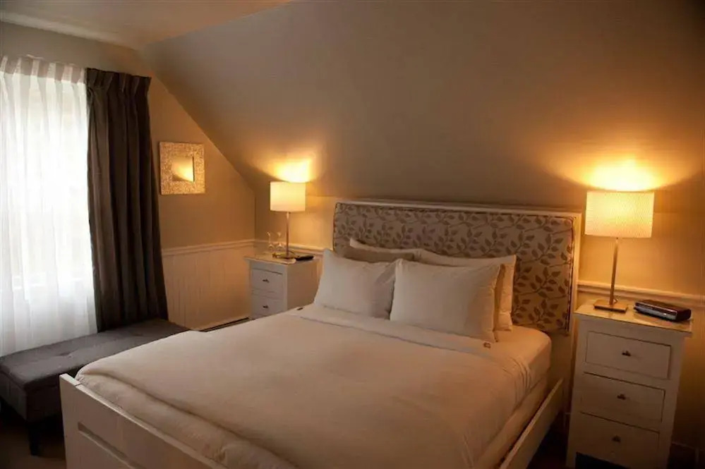 Auberge Sous L'Edredon B&B