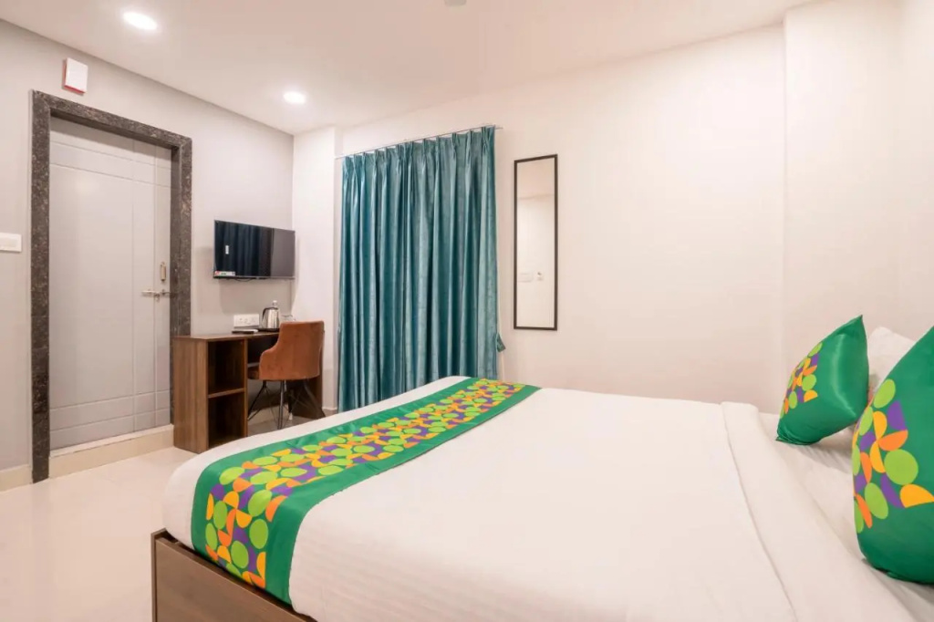 Treebo De Alphabet Gachibowli