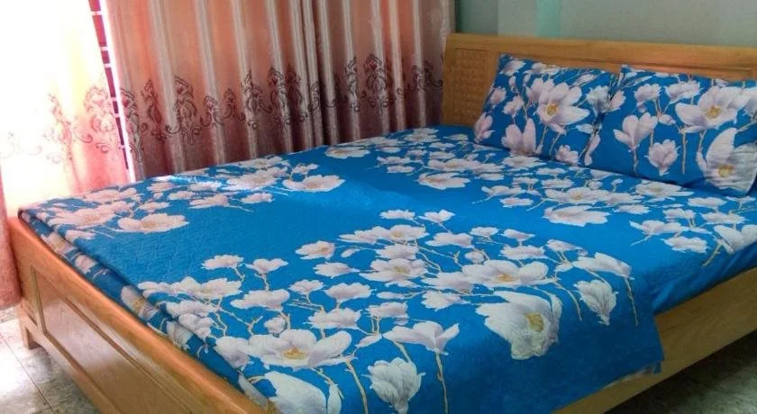 Son Ha Hotel