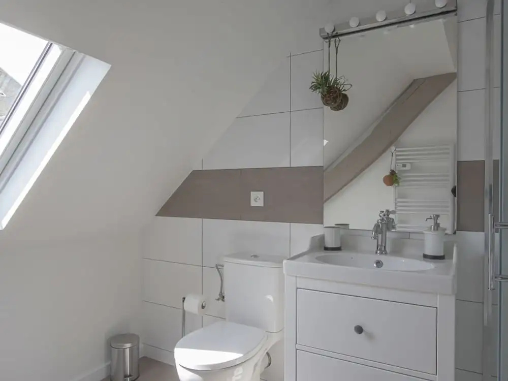 Comfy Apartment in Bayeux. Communal Terrace/livingroom and Kitchen