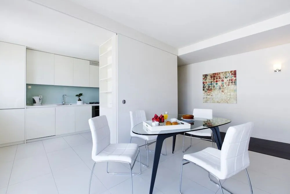 Apt in Lisbon Marina Apartments