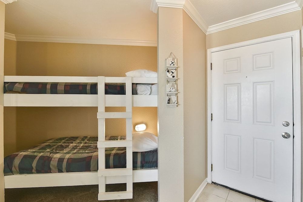 Seascape 2111 - 2 Br Condo