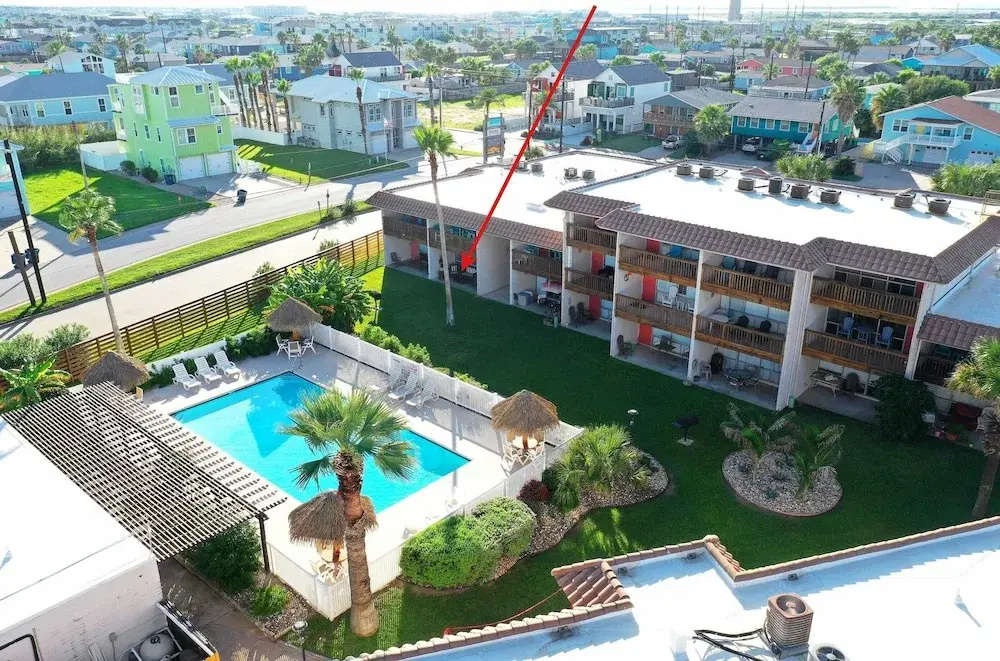 Beach Boardwalk Access Pool + Remodeled Interior Tropical Haven by Avantstay