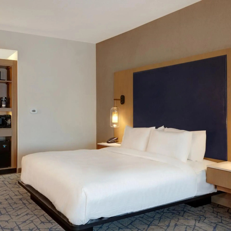 Fairfield by Marriott Inn & Suites Minneapolis Downtown