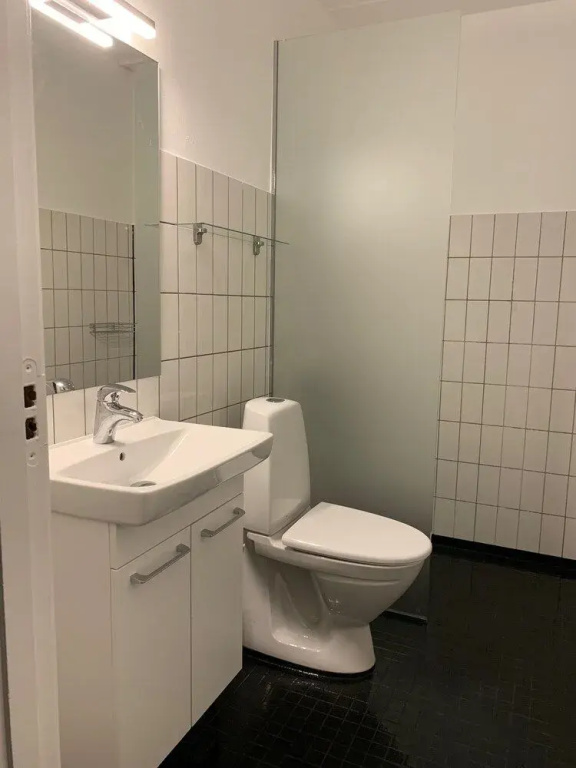 Hotel-B