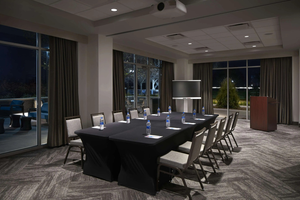 Hyatt Place Wilmington Riverfront