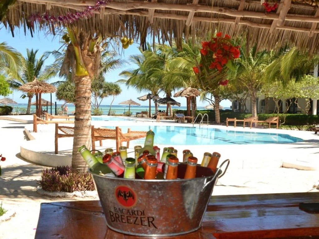 Nest Style Beach Hotel Zanzibar