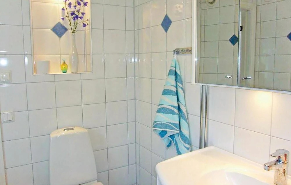Beautiful Home In Hyltebruk With Wifi