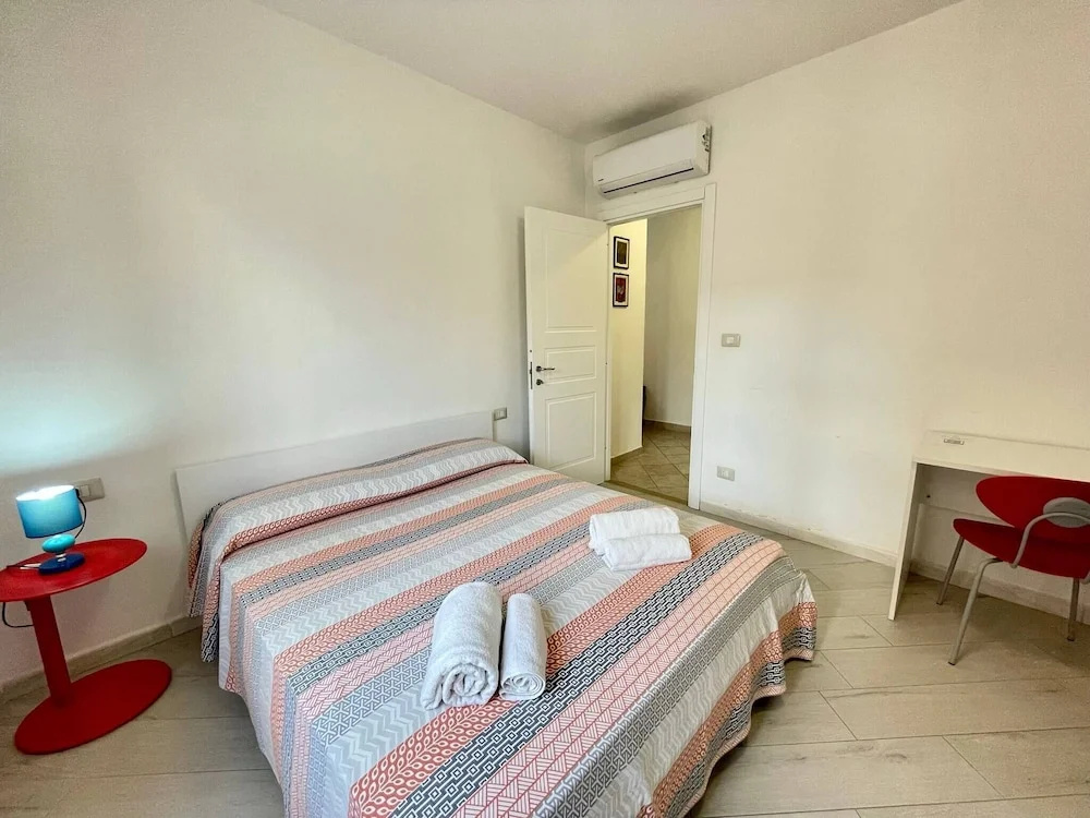 Seafront Apartment in the Heart of Stintino