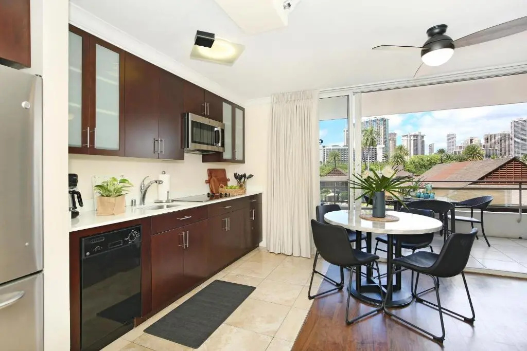 Regency on Beachwalk #32
