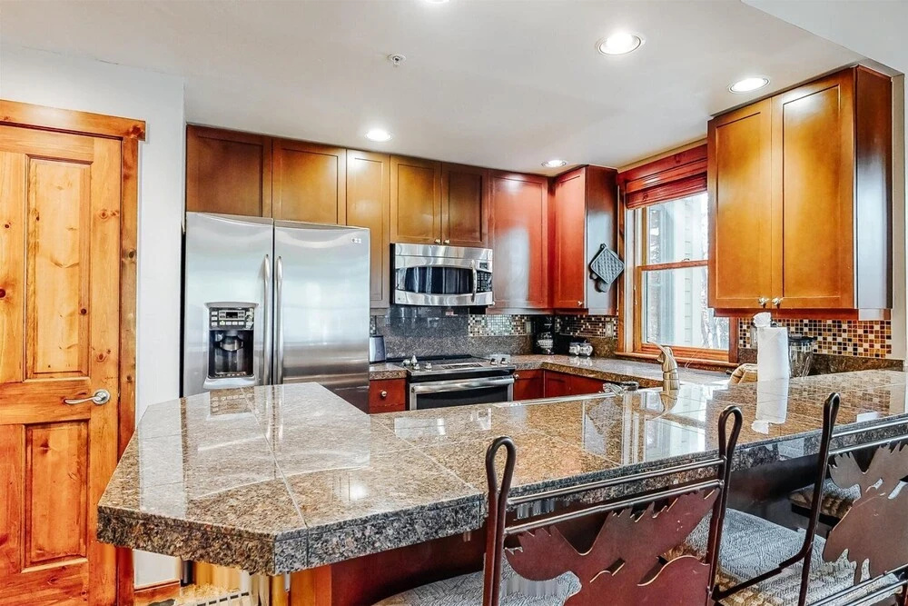 Perfectly Placed 2 Bedroom Vacation Rental in Historic Downtown Breckenridge With Access to Hot Tub and Pool