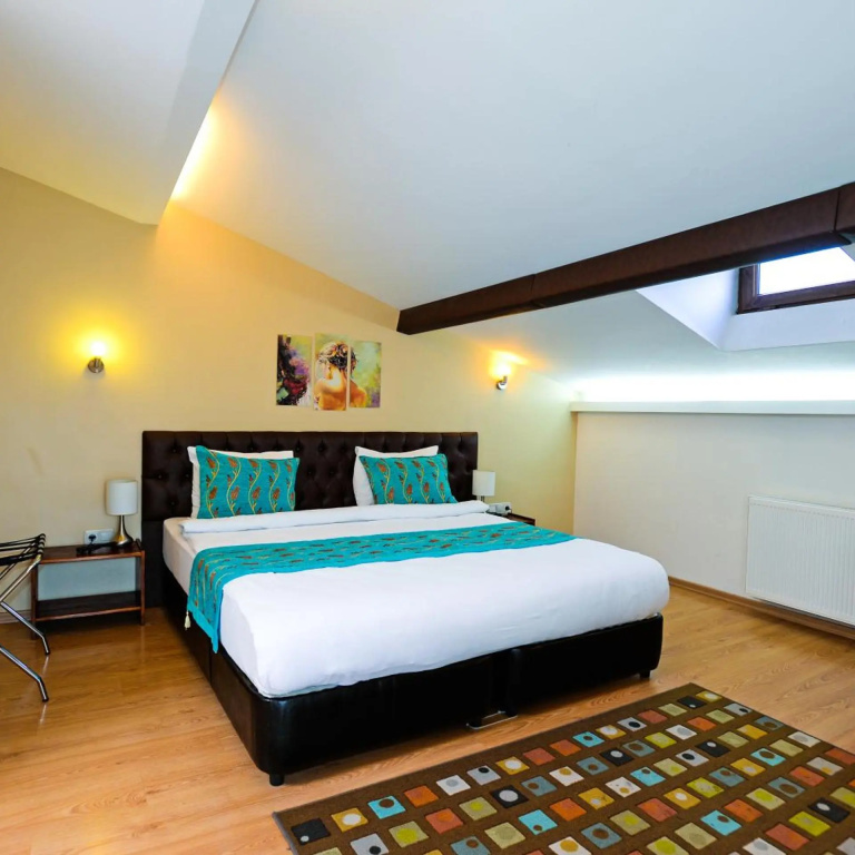 Taksim Plussuite Hotel
