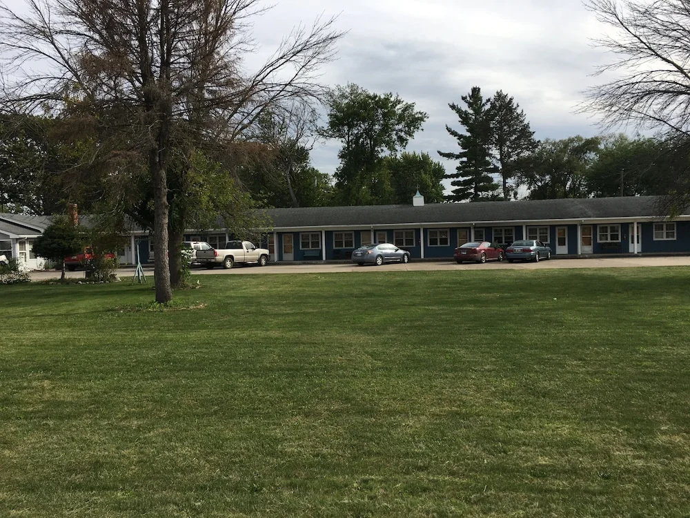 Gibson City Inn