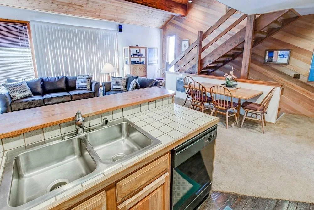 Canyon Ski & Racquet Club 12