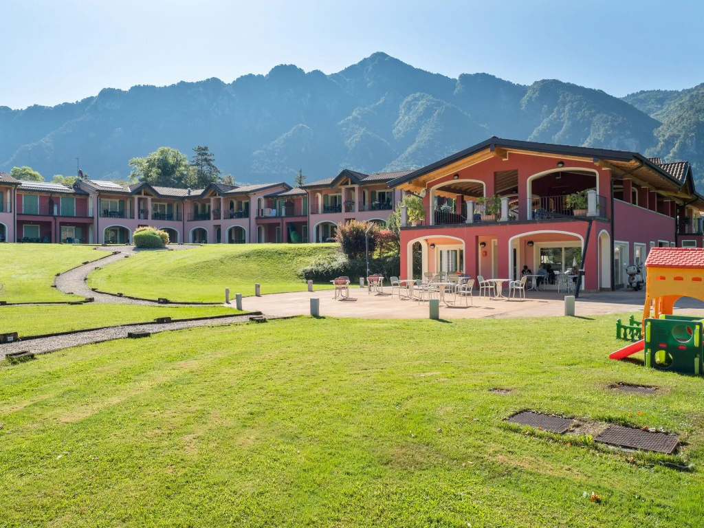 Apartment in Idro With Pool and Garden