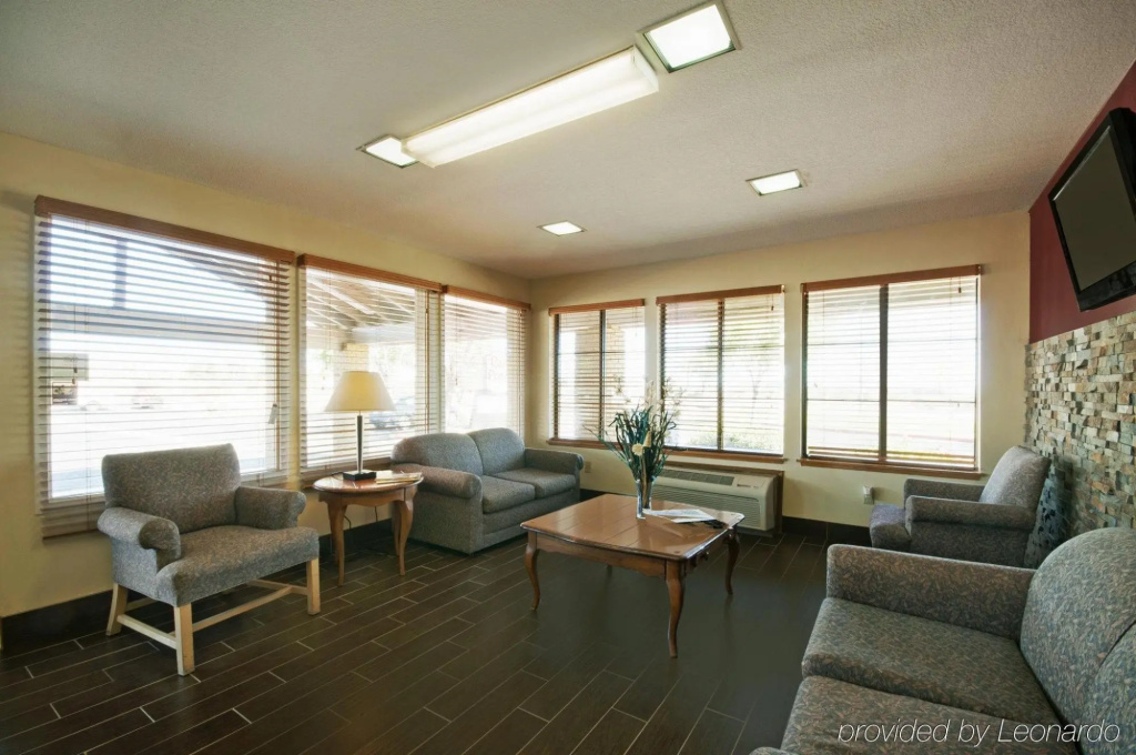 Super 8 Palmdale