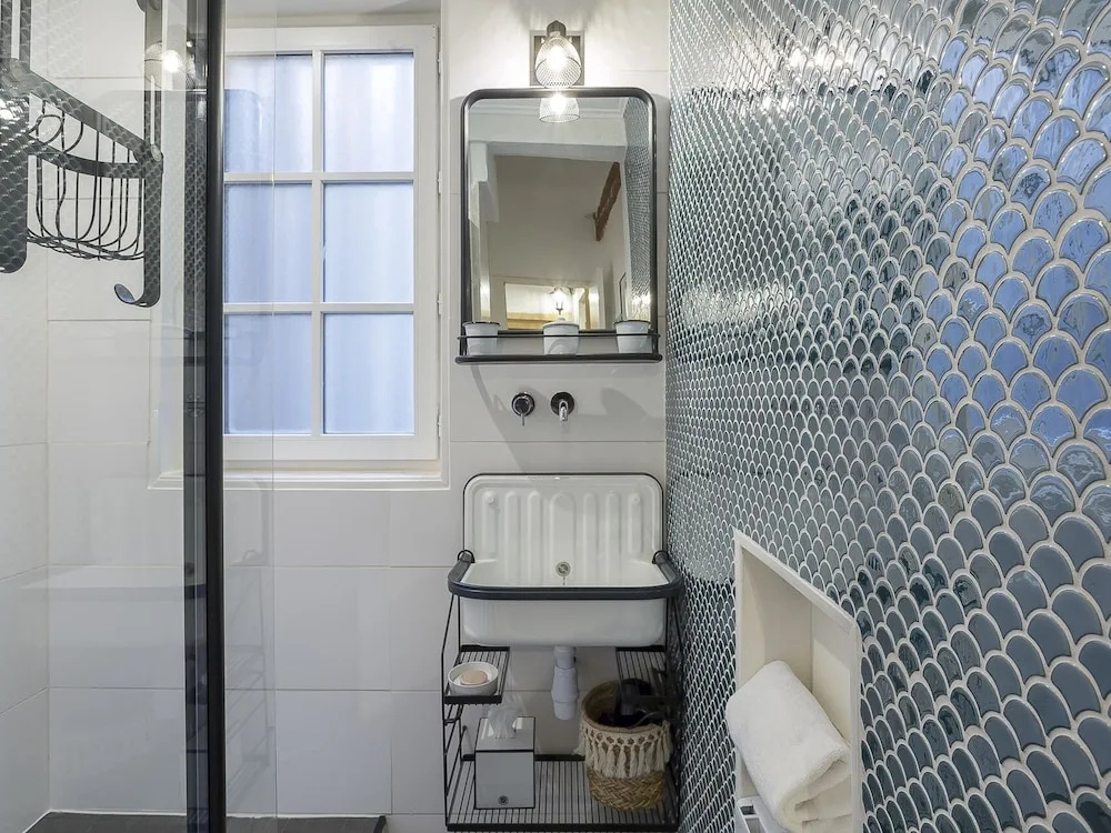 Host Inn Coeur Vieux Lyon & SPA