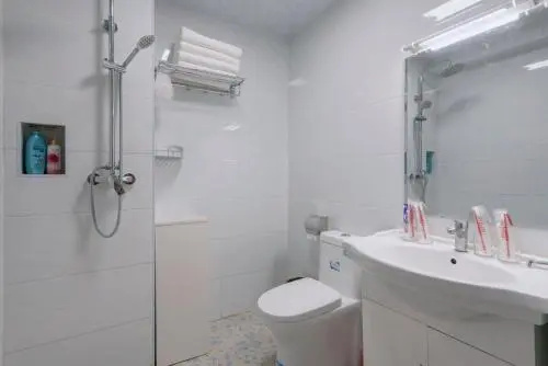 Xi’an Beilin·South Gate Subway Station· Locals Apartment 00172100