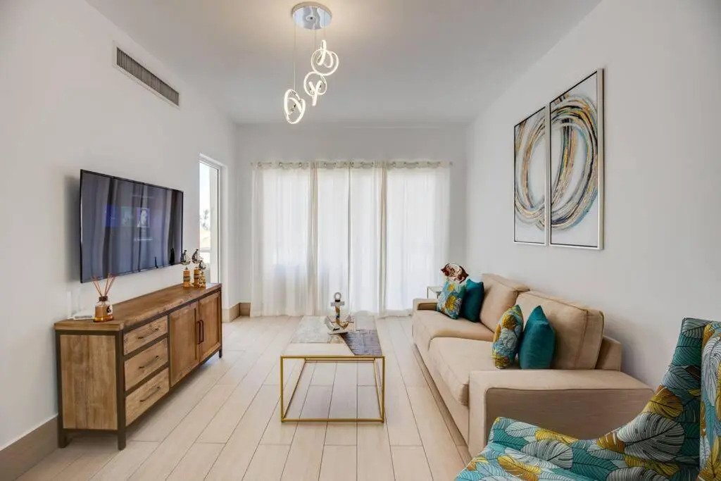 Brand New unit with Beach access & Pool - N C401