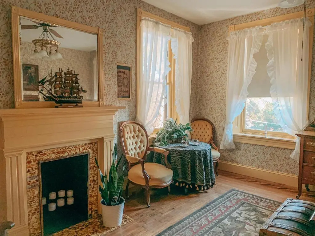 Emig Mansion