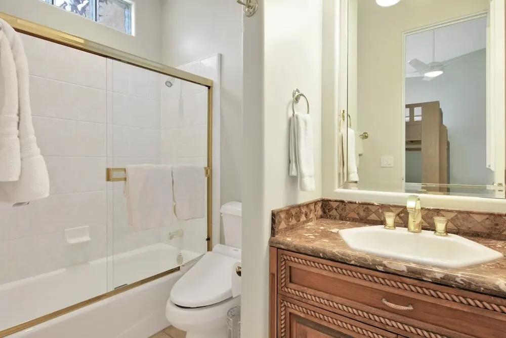 New Listing! Lavish Home W/ Pool & Tennis Court Home