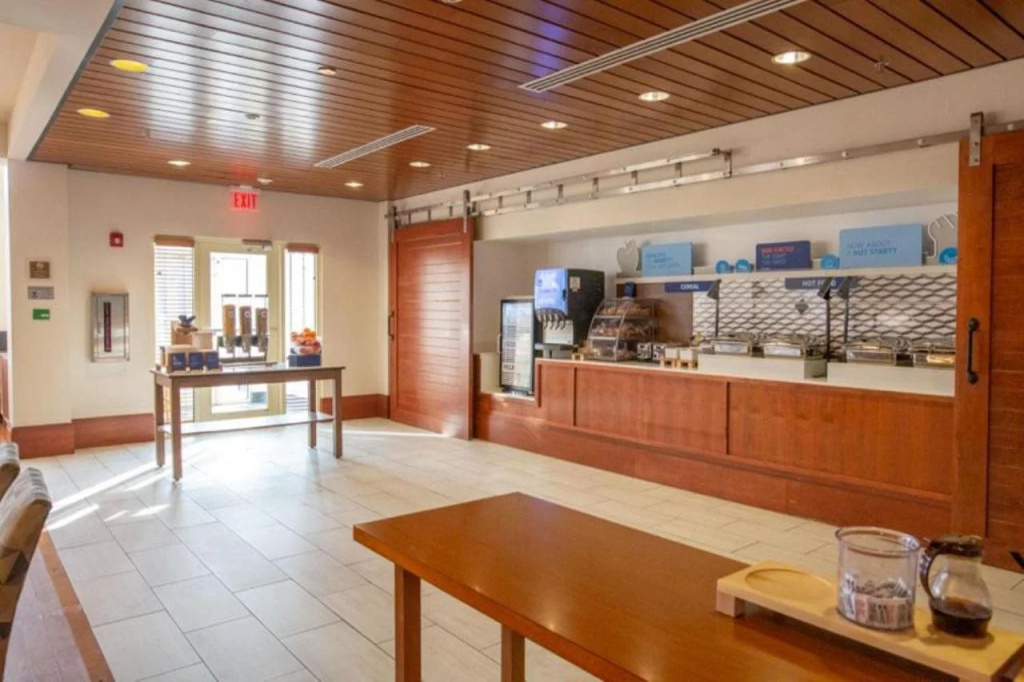 Holiday Inn Express Columbus Airport Easton