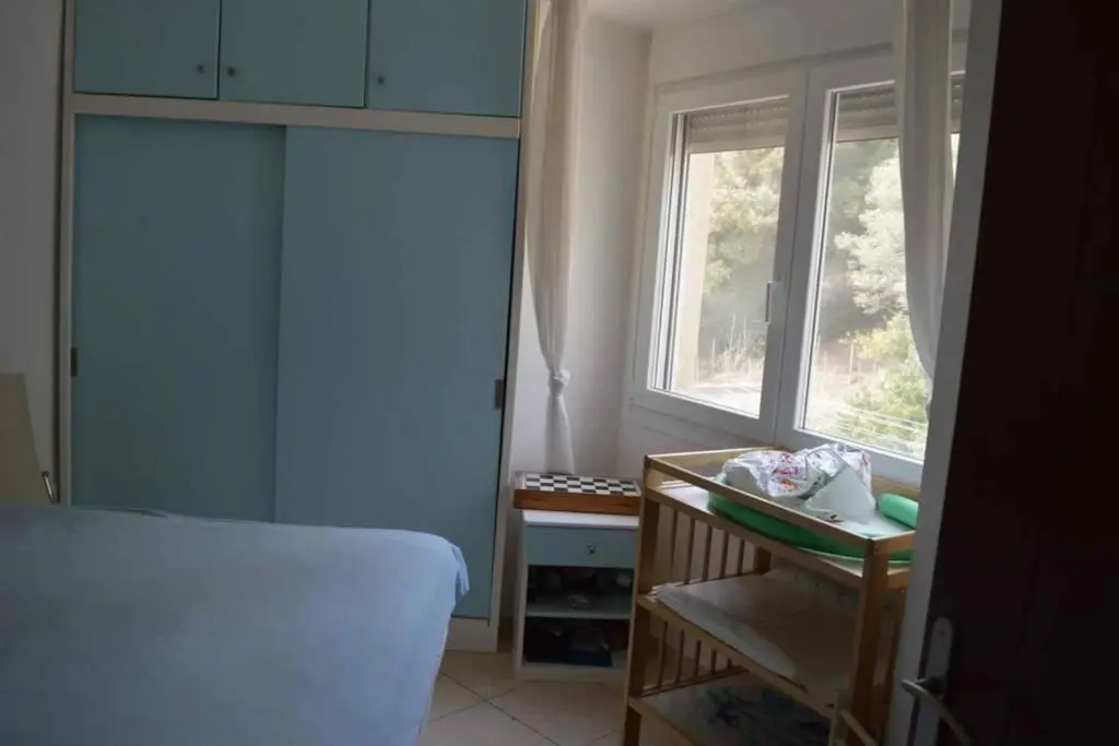 35 m from the beach, amazing seaview, Chalkidiki, Loutra Agias Paraskevis , Evdiriadis Luxury Apartment , you can see it on youtube if you type the name Evdiriadis