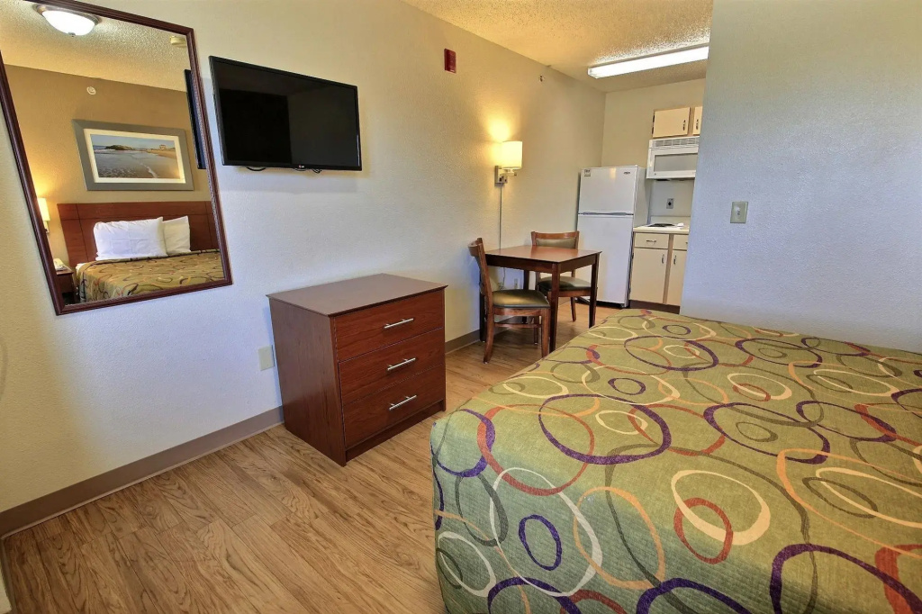 InTown Suites Extended Stay Chesapeake VA - I-64 Crossways Blvd