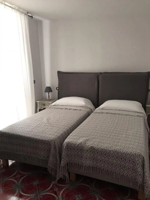 R&D Rest and Dream Capri
