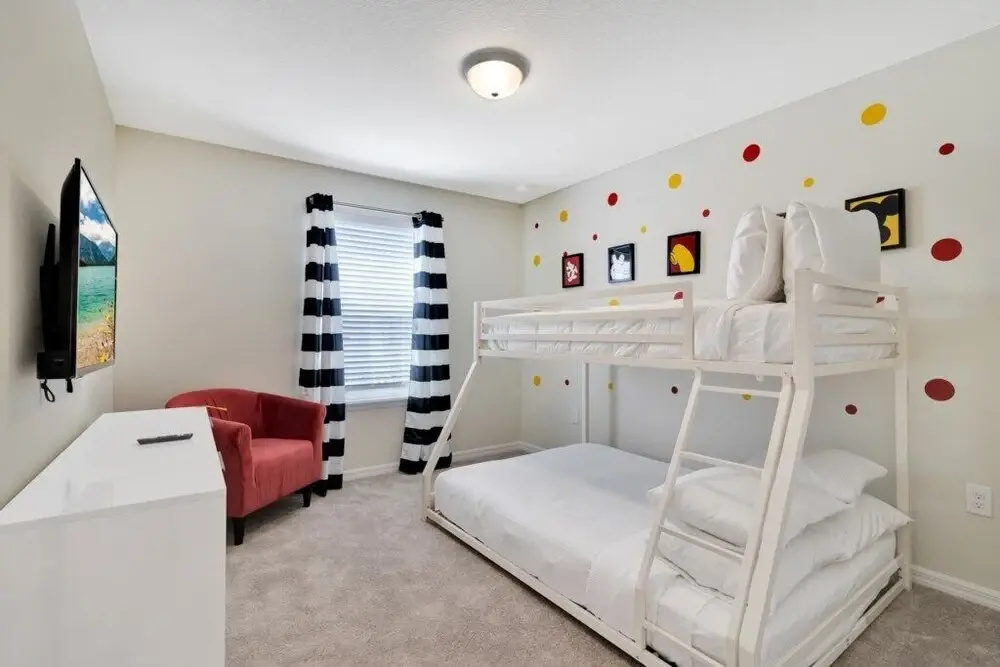 Summer Deal! 5 Bdrm Solterra Home!
