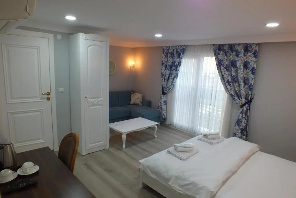 Sahi̇l Buti̇k Otel